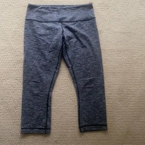 Lululemon cropped pants